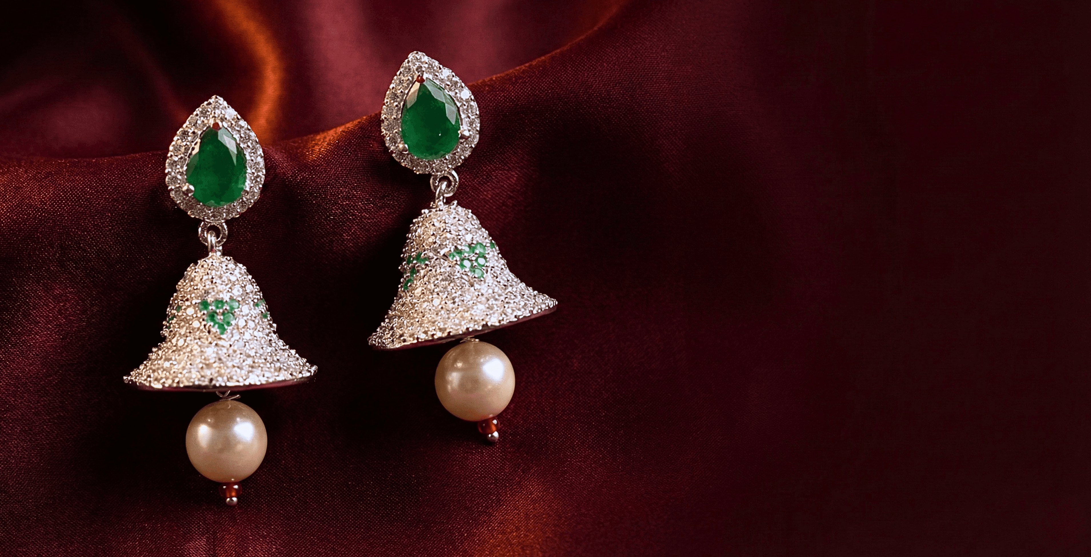 Elegant golden leaf earrings